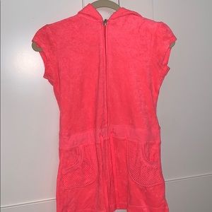 Coral coverup in great condition. From justice.